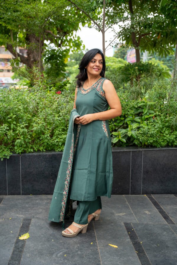 Kala Creation Beautiful Neckline Embroidered Work Sleeveless Kurta Pant And Dupatta Set - Image 6