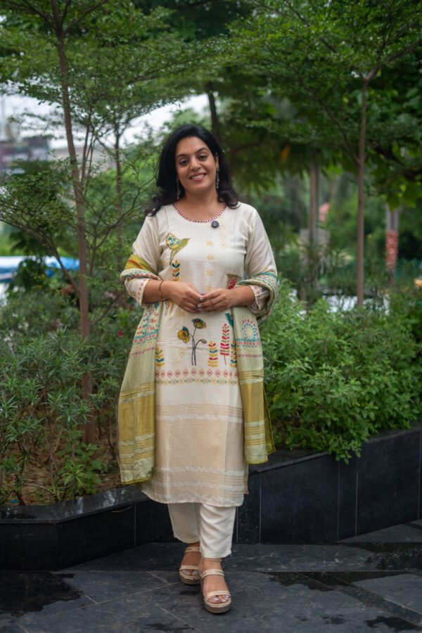 Kala Creation Beautiful Kurti Pant And Printed Dupatta Set - Image 2