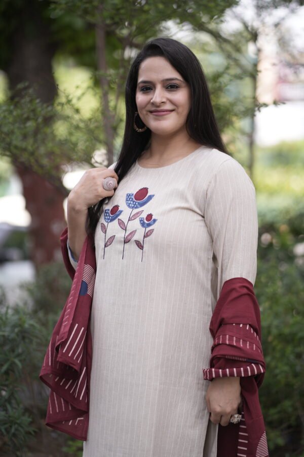 Kala Creation Beautiful Embroidered Work Palin Straight Cut Kurta Pant And Dupatta Set - Image 2