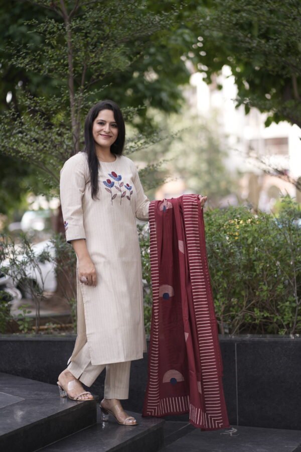 Kala Creation Beautiful Embroidered Work Palin Straight Cut Kurta Pant And Dupatta Set - Image 4