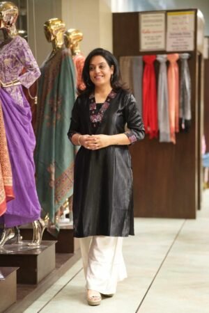 Kala Creation Beautiful V Neckline Mirror Work Plain Kurti Black