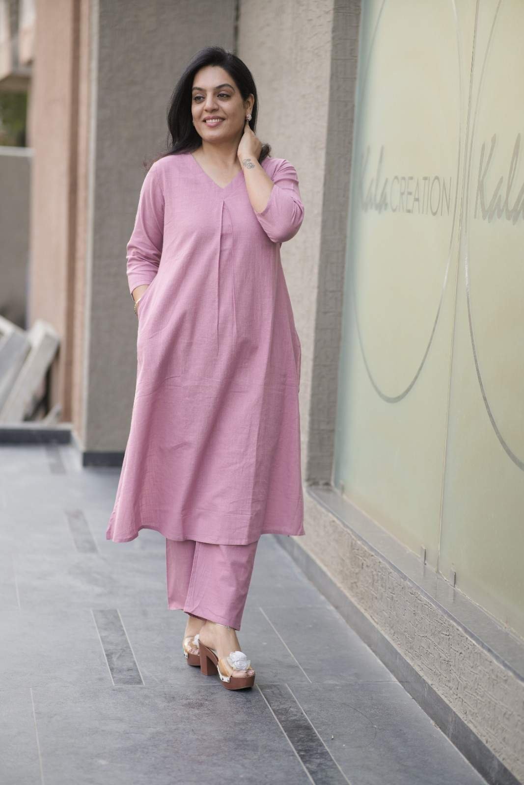 Kala Creation Plain V-Neck Kurta Pant Set