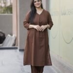 Kala Creation Plain V-Neck Kurta Pant Set