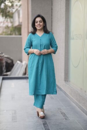 Kala Creation Plain V-Neck Kurta Pant Set