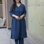 Kala Creation Plain V-Neck Kurta Pant Set