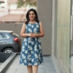 Kala Creation Beautiful Floral Sleeveless Knee-Length Midi