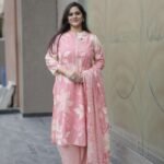 Kala Creation Beautiful Floral Printed Kurta Pant And Dupatta Set