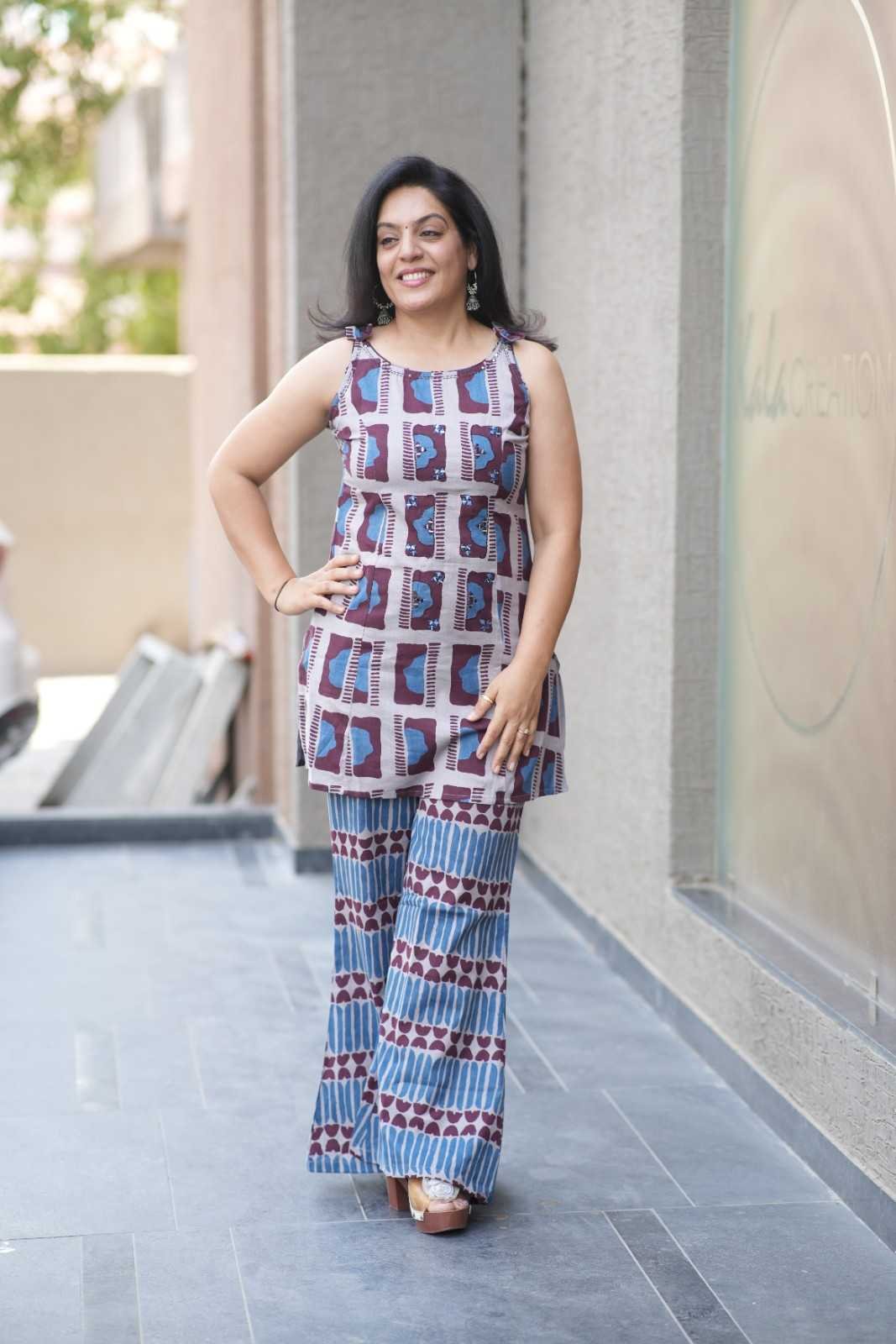 Kala Creation Beautiful Sleeveless Cotton Short Kurta And Pant Set Co-Ord Set