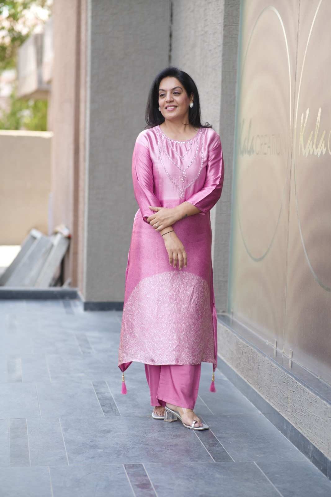 Kala Creation Elegant Muslin Silk Straight Kurta With Pant Set