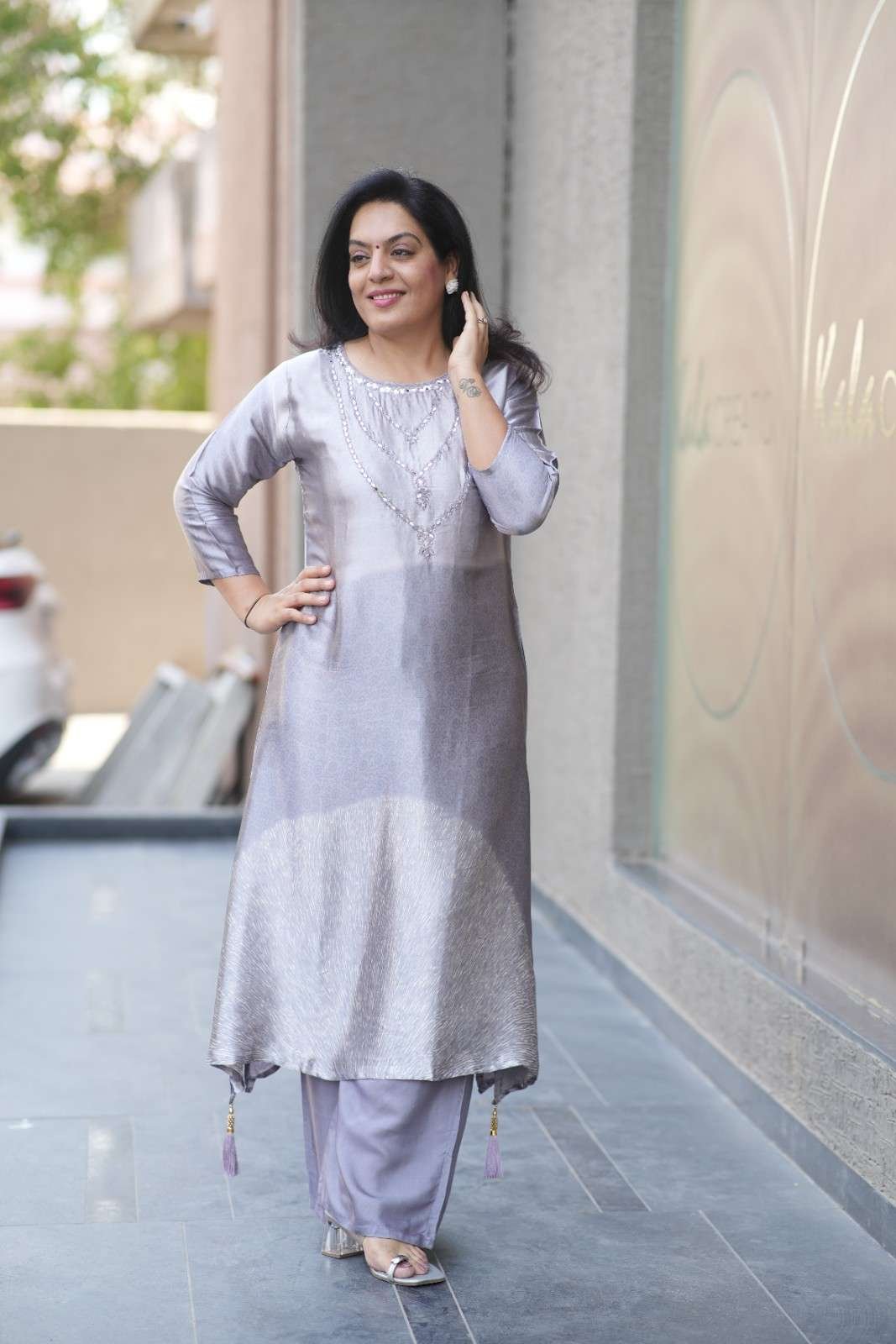 Kala Creation Elegant Muslin Silk Straight Kurta With Pant Set