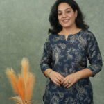 Kala Creation Paisley Print Short Kurti Elegant Ethnic Top For Everyday Style